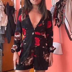 Missguided low-v romper